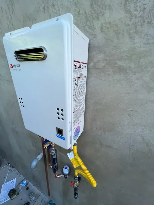 Tankless water heater installation for Deerlake Meadows homes